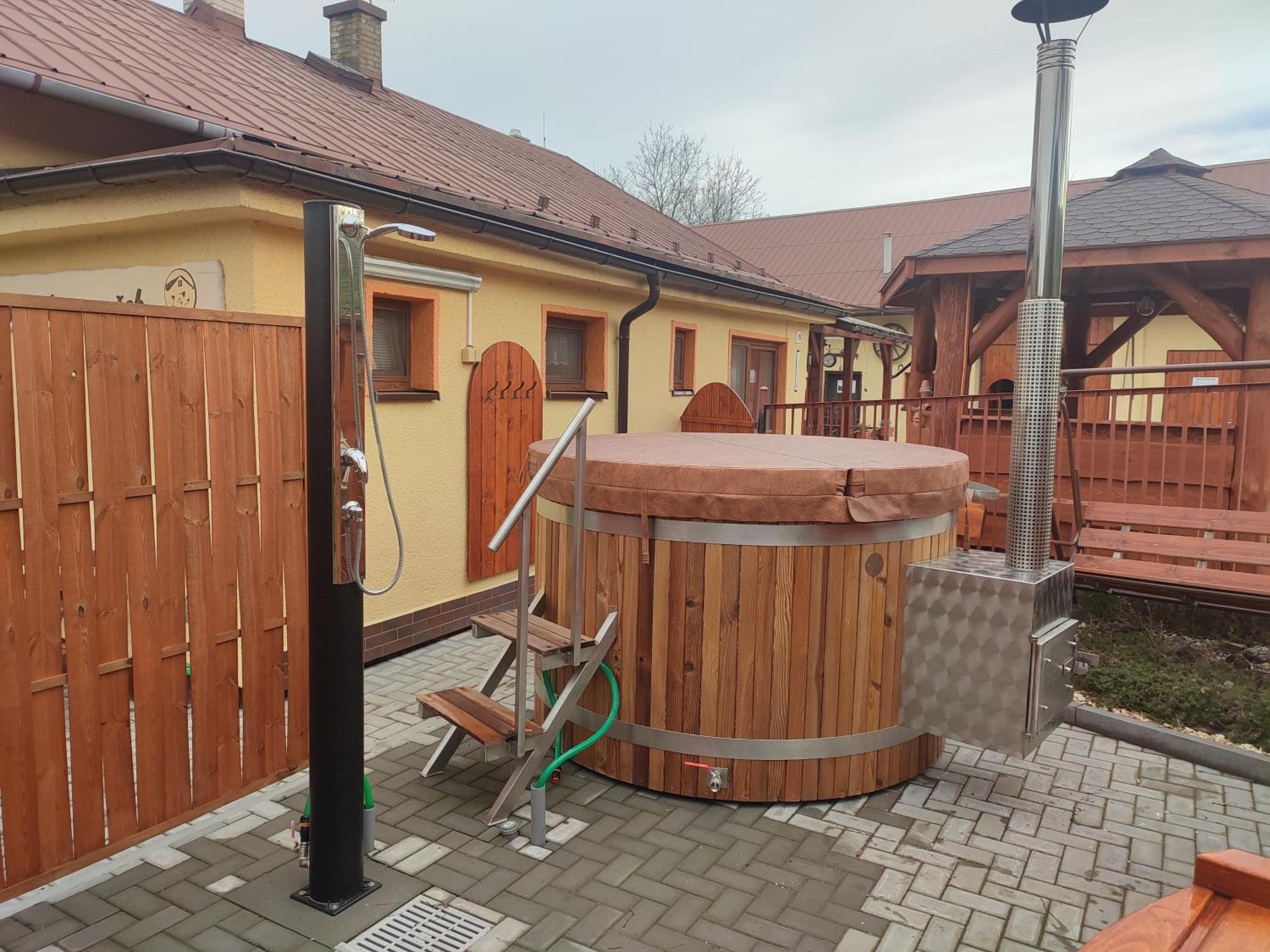 Villa Agroturistika - "Domecek U Ovecek" Horní Těrlicko Exterior foto